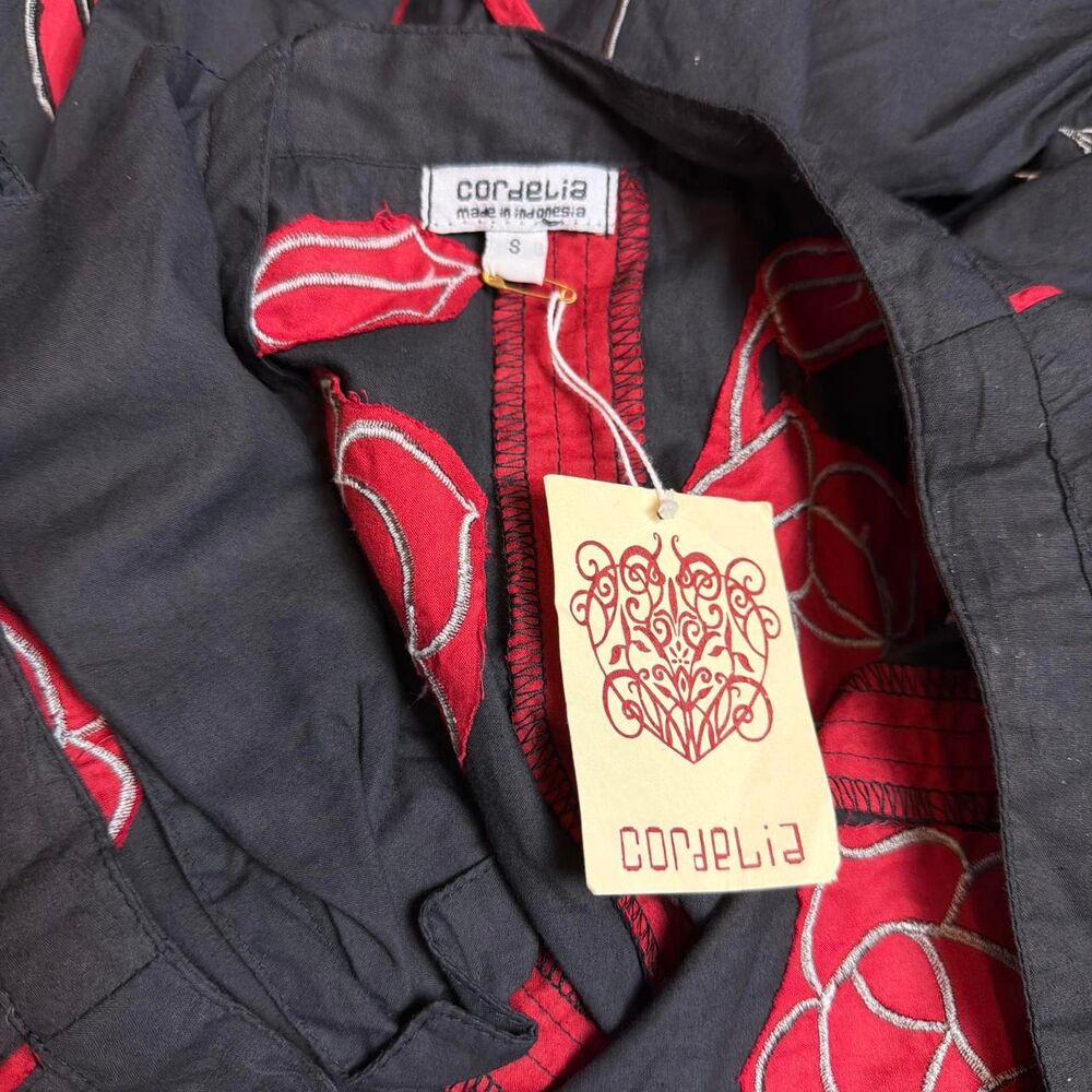 cordelia deadstock y2k and red rose skirt lace up front new with tags small - Picture 5 of 8